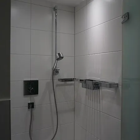 아파트 Penthouse Burgblick Mit Dachterrasse 스타우펜임브라이스가우